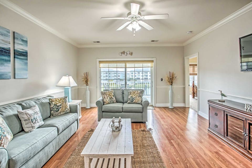 Magnolia Pointe Condo with Community Pool & More! Apartment in Myrtle Beach