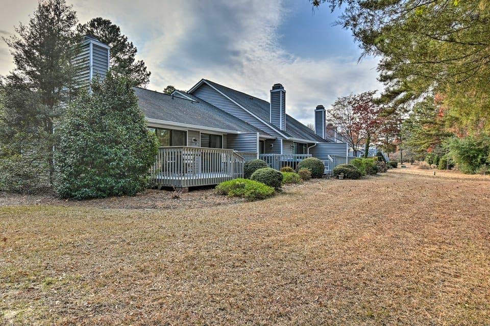 Pinehurst Gem on Golf Course & Putting Green! Apartment in Pinehurst