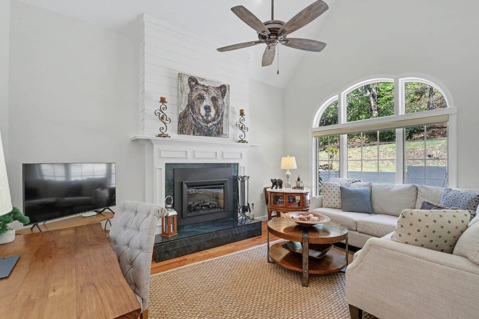 Chic Sky Valley Resort Home on Golf Course! House in Sky Valley