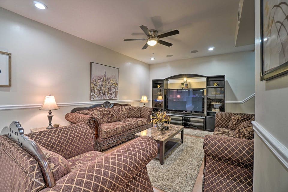 Nashville Home w/ Seasonal Pool < 5 Mi to Dtwn! House in East Nashville