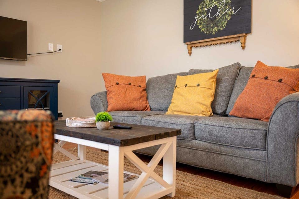 Single-Story Manchester Home Close to Parks! House in Tennessee