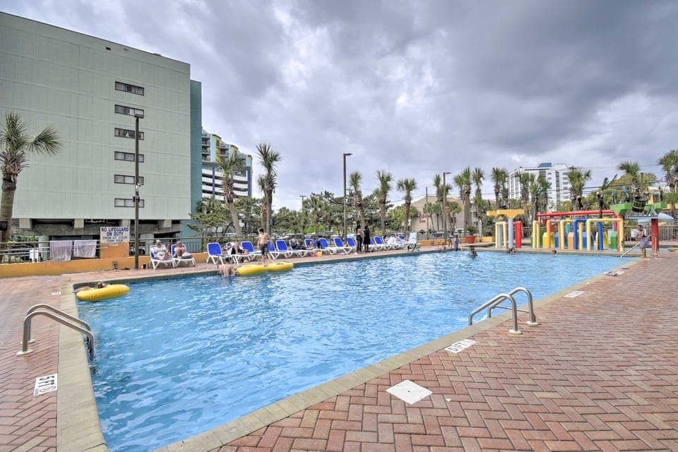 Ocean View & Lazy River: Condo in Myrtle Beach! Apartment in Myrtle Beach