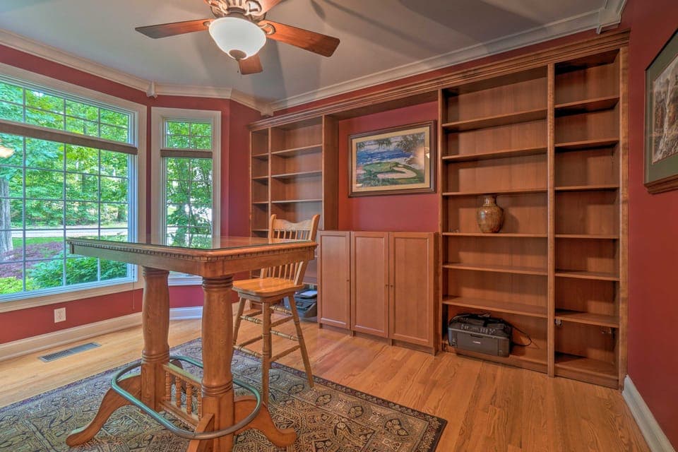 Tellico Village Getaway w/ Theater, Game Room House in Tellico Village