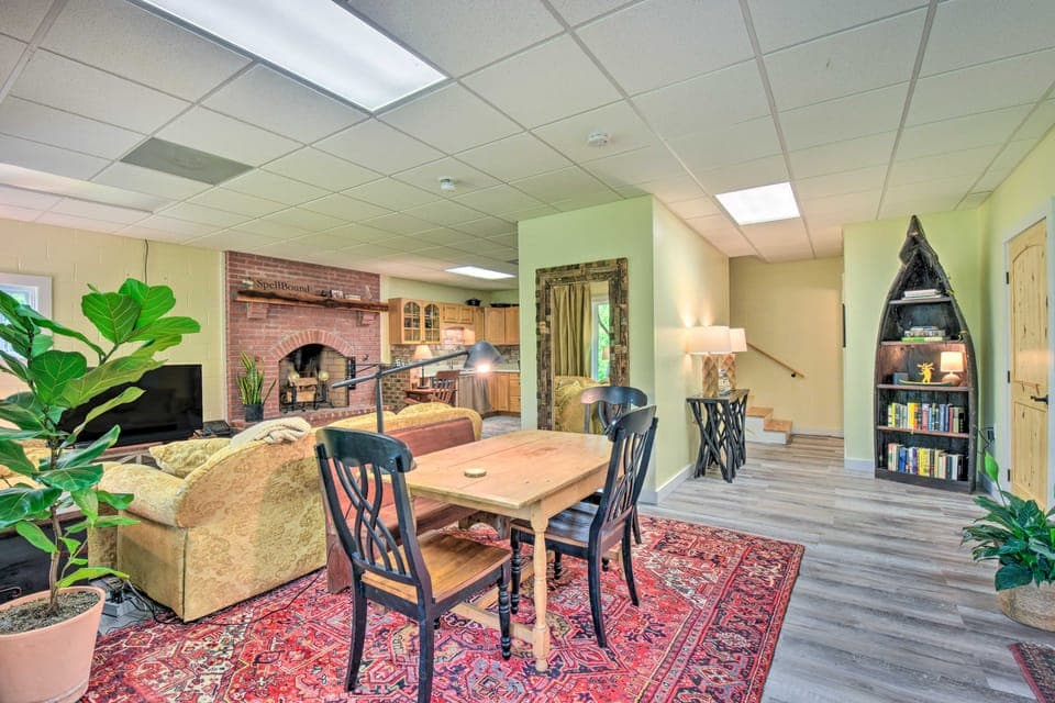 Chauga River Cabin: Pets Welcome! House in South Carolina