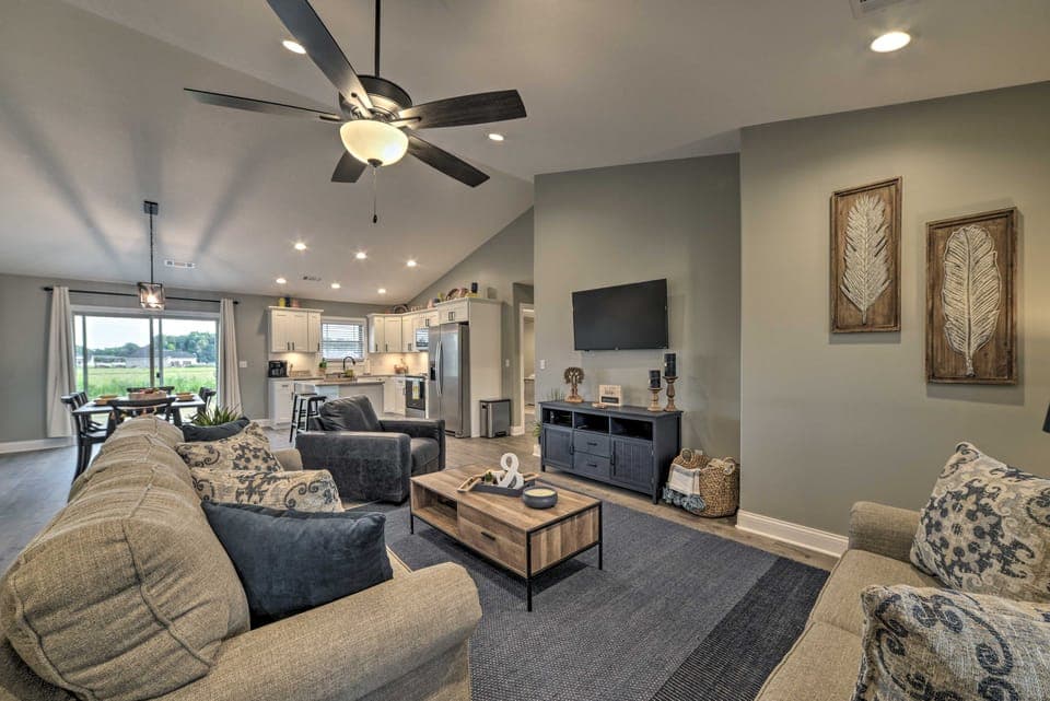 Cozy Murray Retreat Near MSU & Local Eateries House in Tennessee