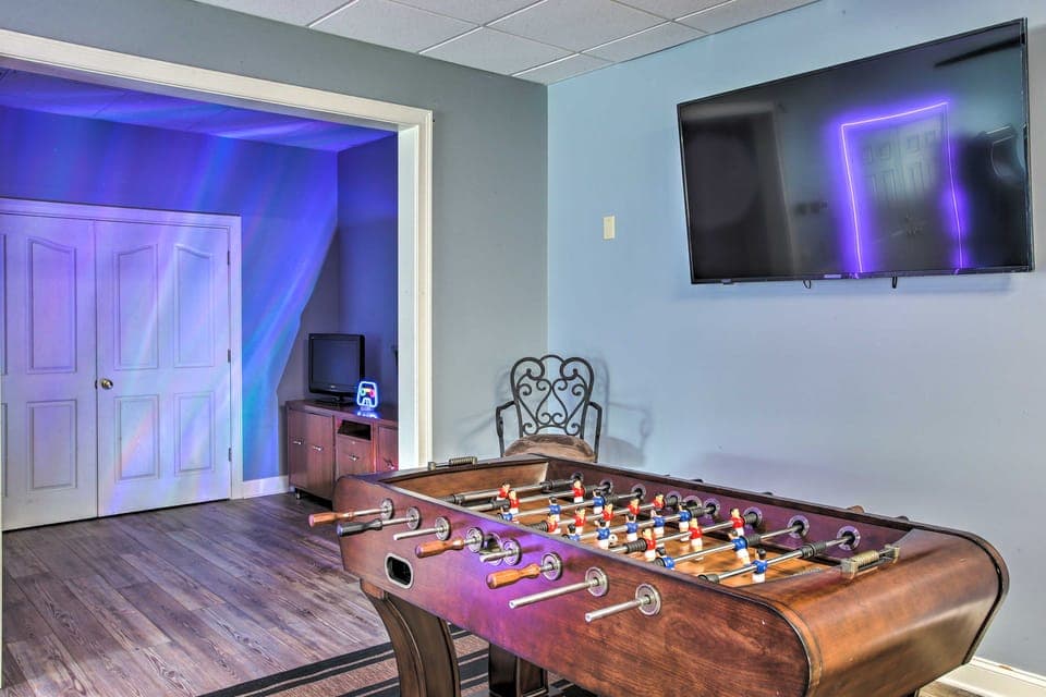Lebanon Family Getaway w/ Pool, Bikes & Trails! House in Old Hickory Lake