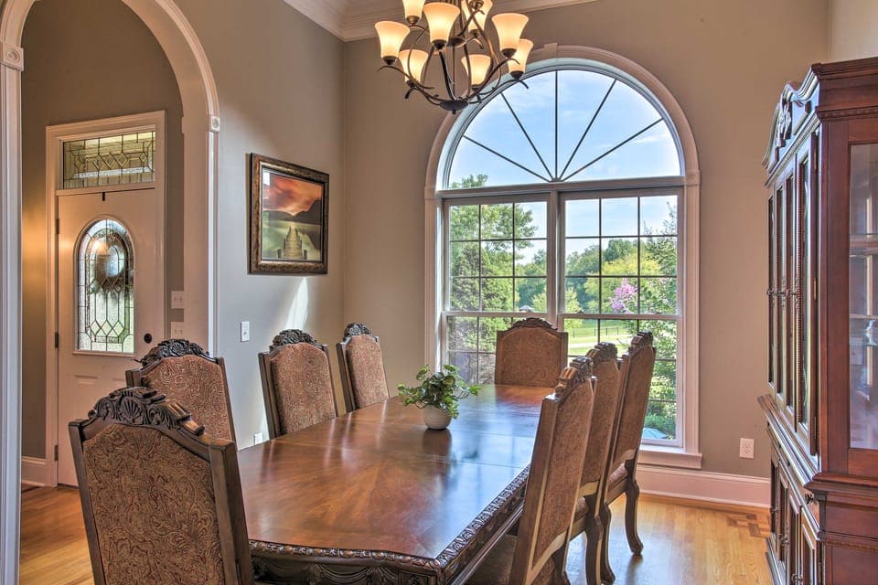 Lebanon Family Getaway w/ Pool, Bikes & Trails! House in Old Hickory Lake