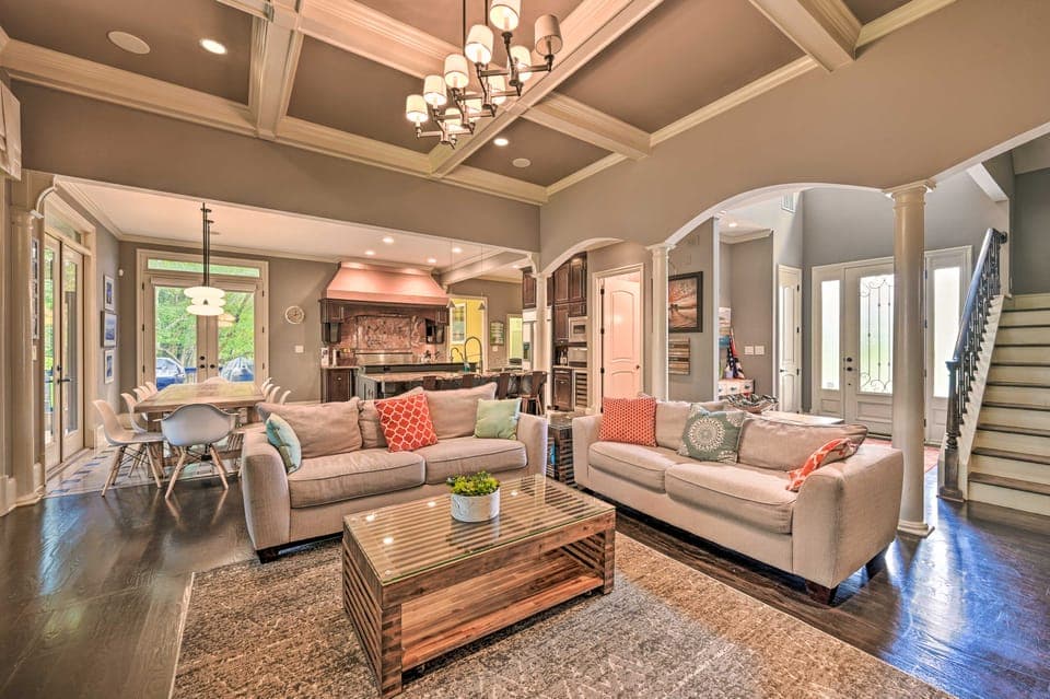 Upscale Family Home w/ Dock on Lake Hartwell! House in Reed Creek