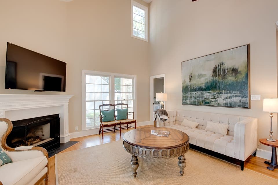 Stunning Lake Oconee Retreat w/ Pool Access! Cottage in Lake Oconee