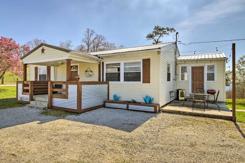 Farmhouse: Close to Norris Lake & ATV Trails! House in Norris Lake