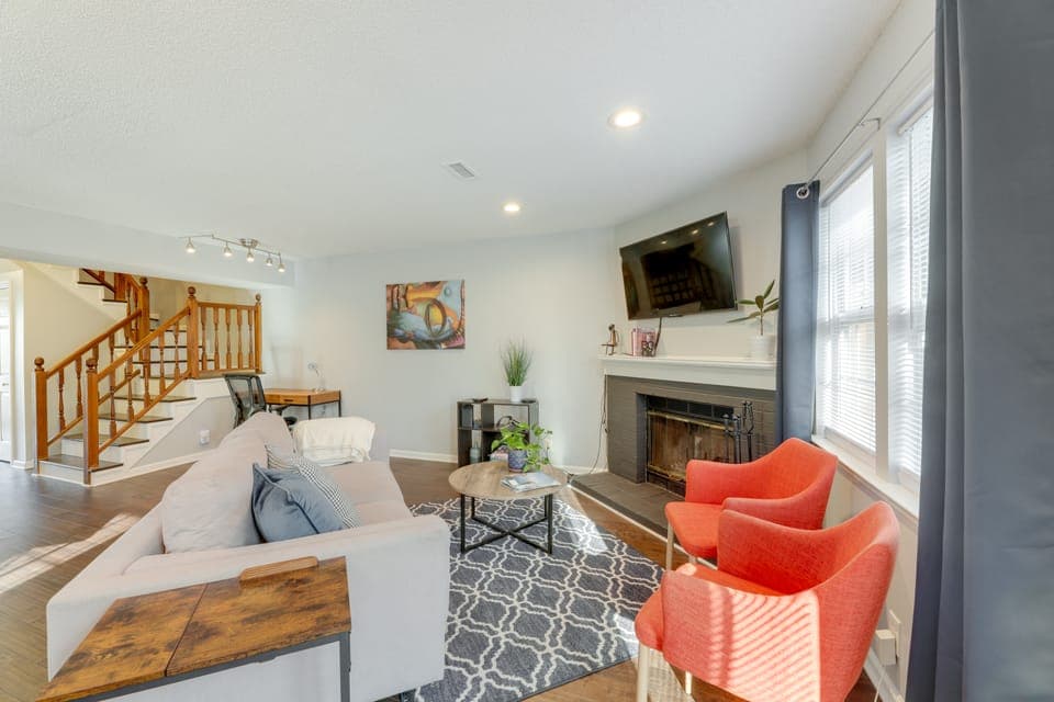 Antioch Townhome < 14 Mi to Downtown Nashville! Apartment in La Vergne