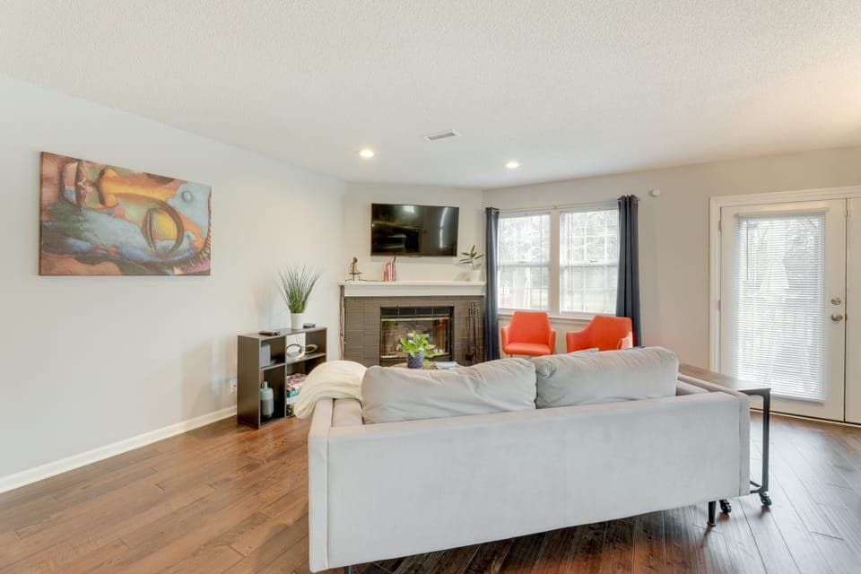 Antioch Townhome < 14 Mi to Downtown Nashville! Apartment in La Vergne