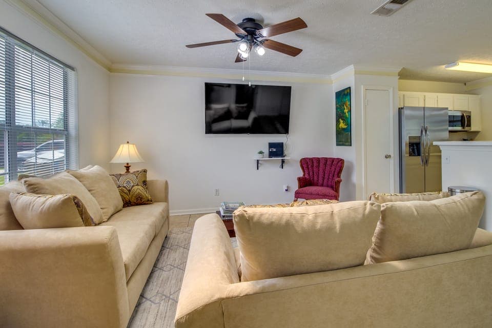 Savannah Vacation Rental ~ 8 Mi to River Street! House in Jasper County