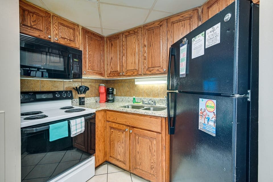 Indoor & Outdoor Pools: Myrtle Beach Resort Condo Apartment in Myrtle Beach