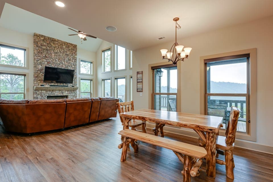 Hot Tub & Fire Pit: Blue Ridge Mtn Cabin! House in Tennessee