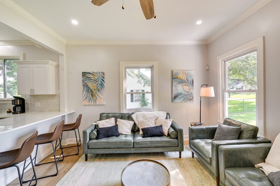 Updated Greenville Home w/ Backyard! House in Greenville