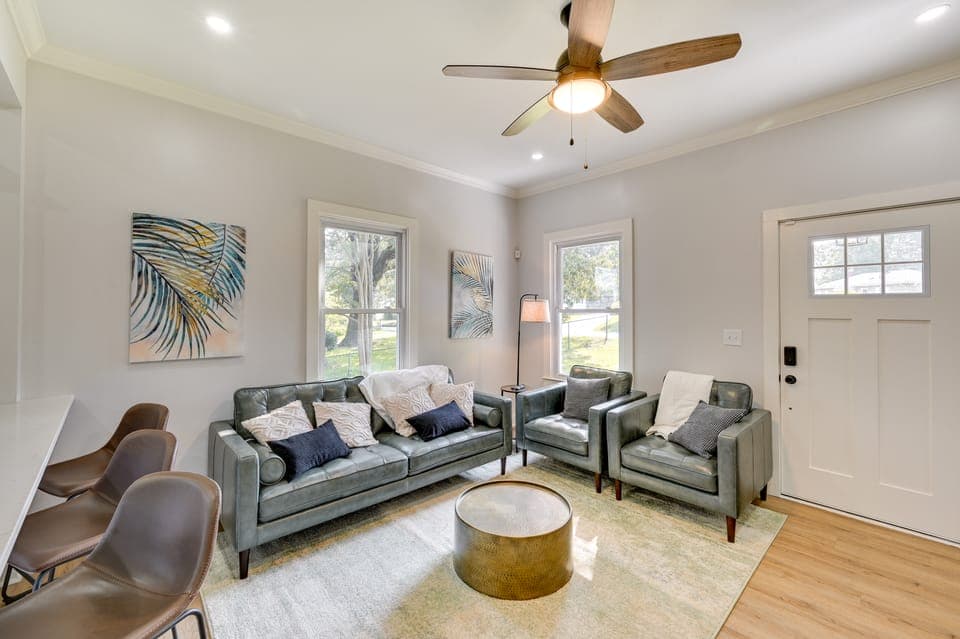 Updated Greenville Home w/ Backyard! House in Greenville