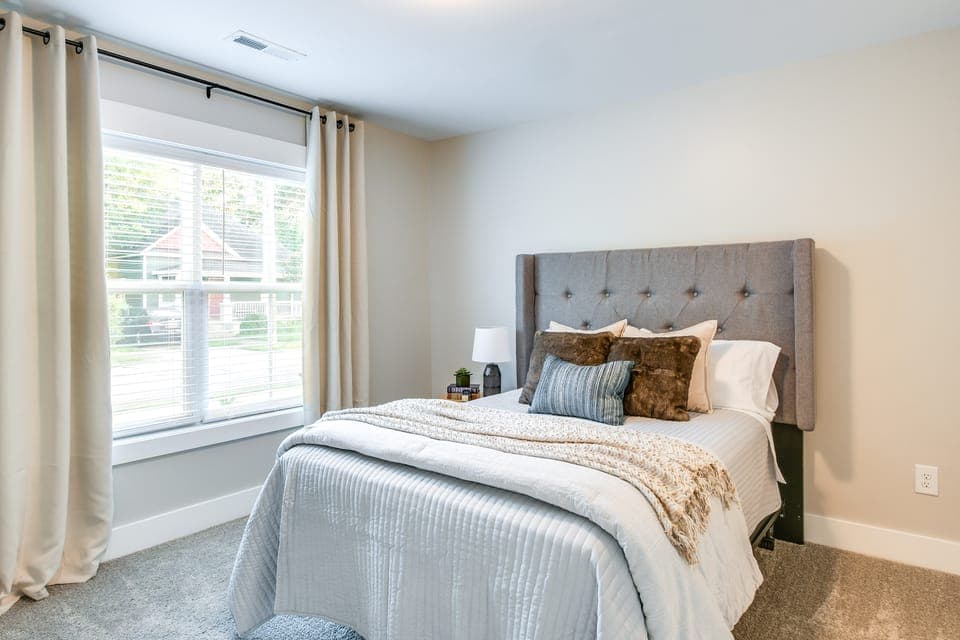 Cozy South Carolina Abode - Steps from Main Street Apartment in Greenville