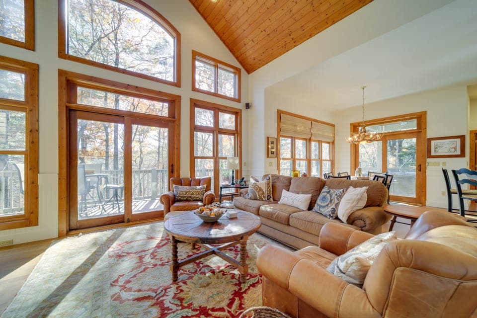 5 Mi to Sapphire Valley Skiing: Serene Family Home House in Tennessee