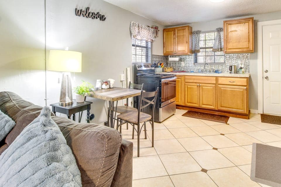Savannah Home w/ Yard ~ 3 Mi to Downtown! House in Savannah