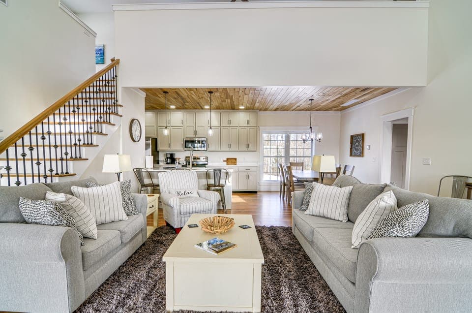 Dale Hollow Cottage w/ Covered Porch & Lake Views! Cottage in Tennessee