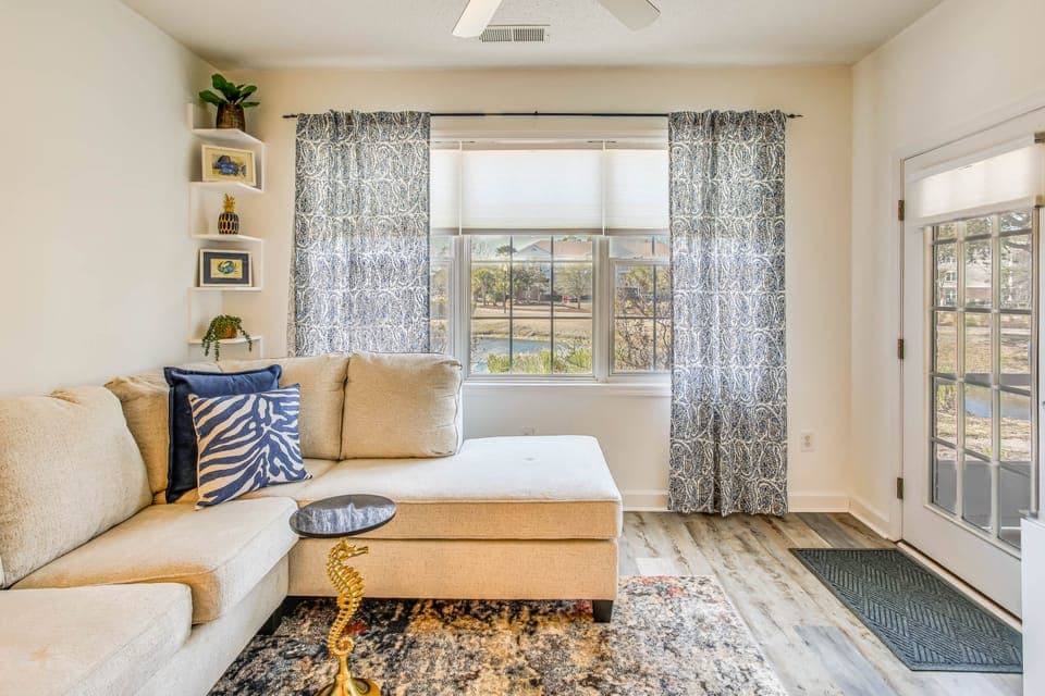 Swim, Golf & Unwind: Barefoot Resort Condo Apartment in North Myrtle Beach