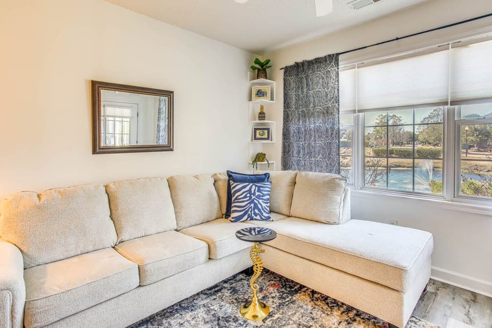 Swim, Golf & Unwind: Barefoot Resort Condo Apartment in North Myrtle Beach