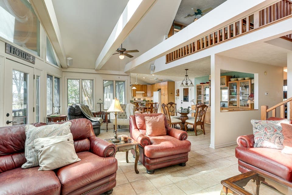 Boat Dock on Reelfoot Lake: Tiptonville Retreat House in Tennessee