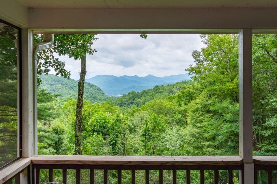 Resort Perks! Family Sky Valley Gem w/ Mtn Views House in Sky Valley