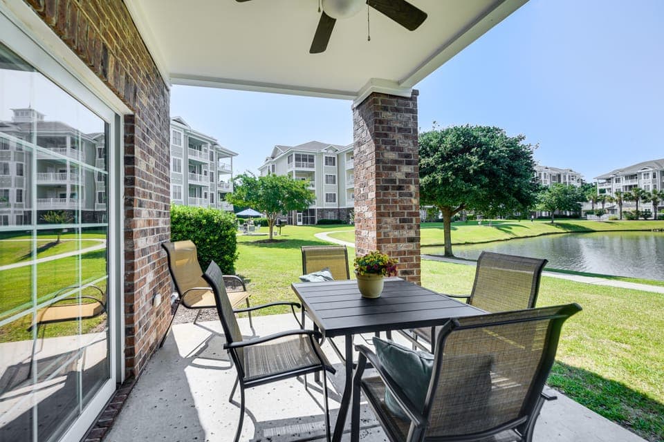 1st-Floor Condo in Myrtle Beach ~ 2 Mi to Ocean! Apartment in Myrtle Beach
