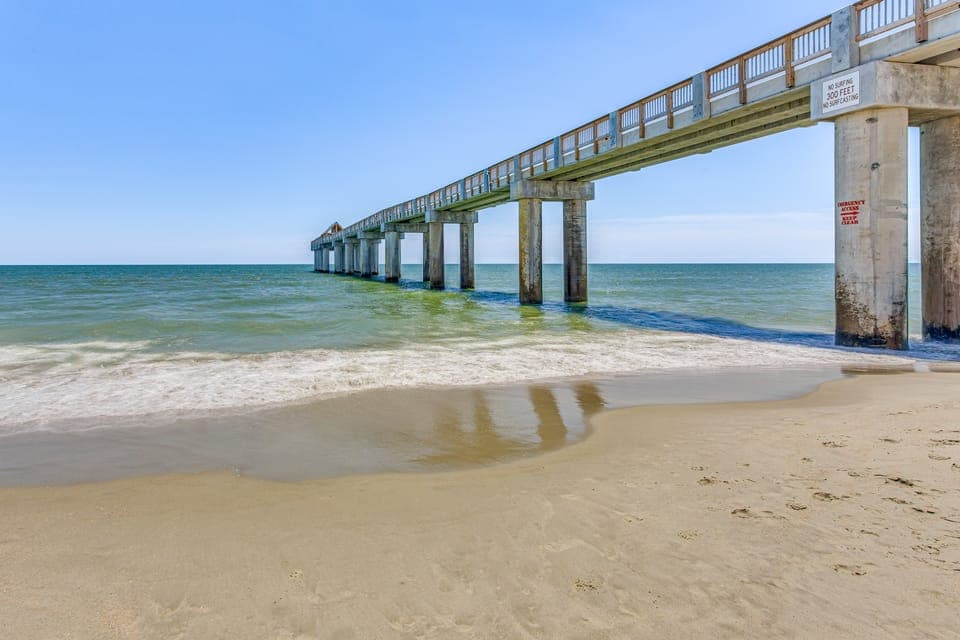 Walk to Ocean & Pier: Surfside Beach Family Escape House in Surfside Beach