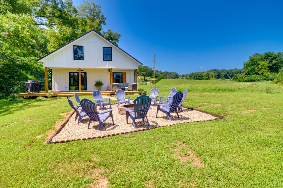 Modern Burkesville Home: 2 Mi to Dale Hollow Lake! House in Tennessee