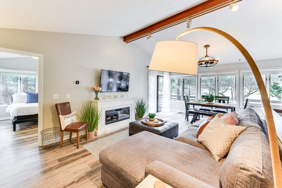 Pinehurst Home: Fire Pit, BBQ + Golf Course View! House in Pinehurst