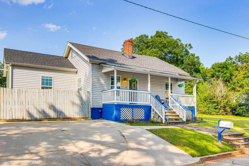 Home w/ Private Yard - Walk to Swamp Rabbit Trail House in Greenville