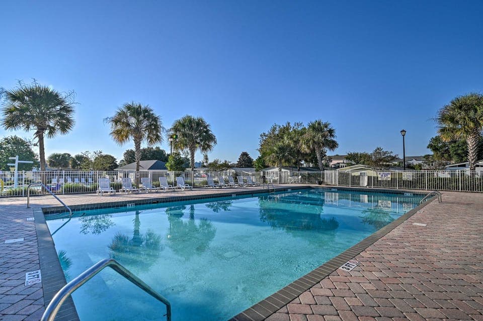 Steps to Ocean: Surfside Beach Home w/ Patio House in Surfside Beach