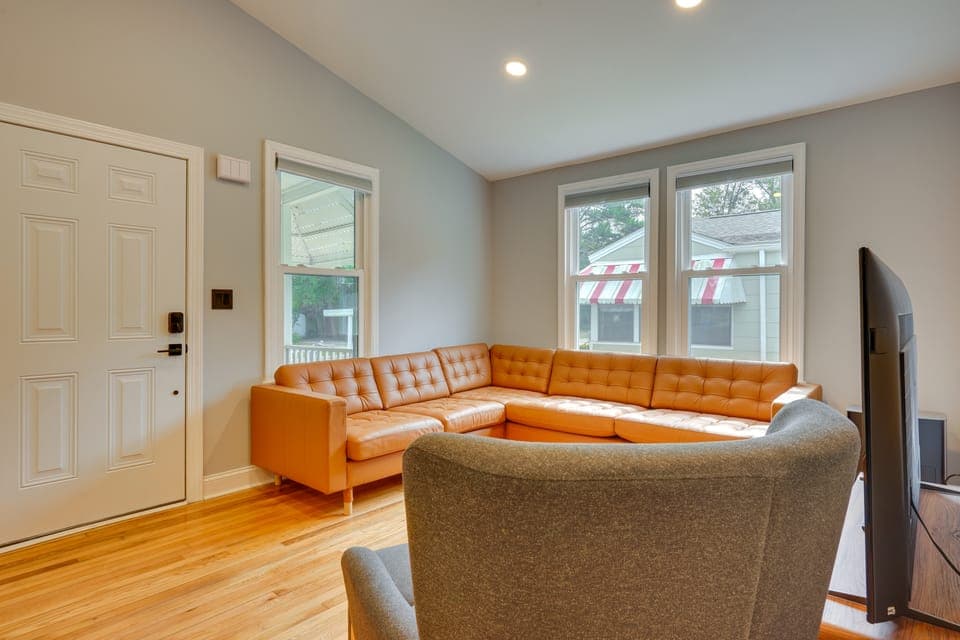 3 Mi to Park Circle: North Charleston Abode! House in North Charleston