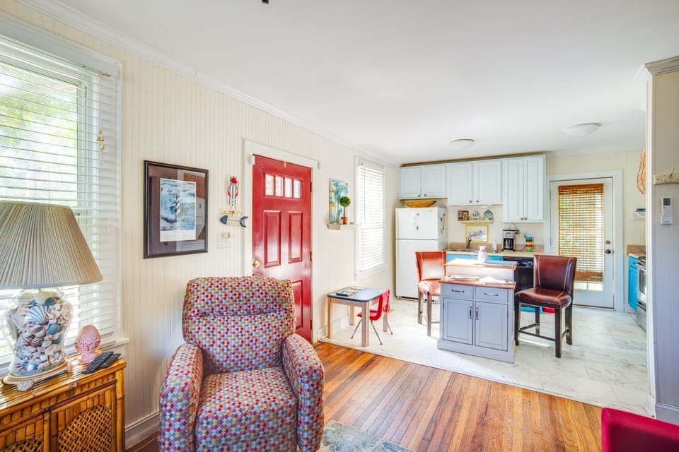 5 Mi to Downtown Beaufort: Pet-Friendly Cottage! Cottage in Port Royal