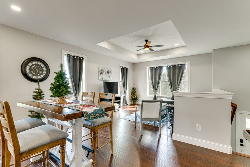 Cherokee Lake Retreat w/ Views in Morristown! House in Morristown