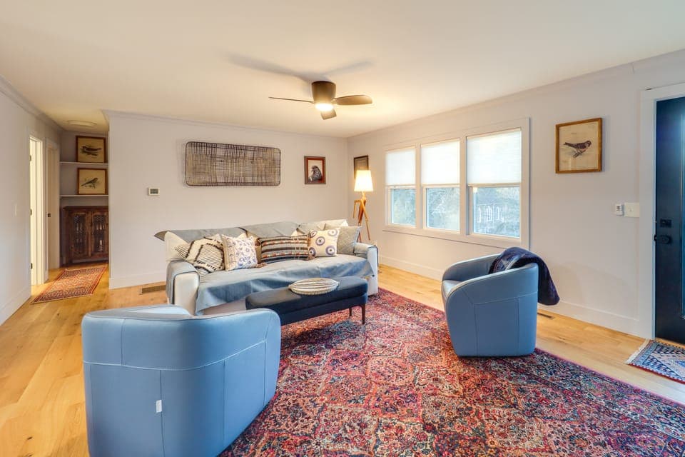 Steps to Dtwn & Fabulous Restaurants: Chic Condo Apartment in Blowing Rock