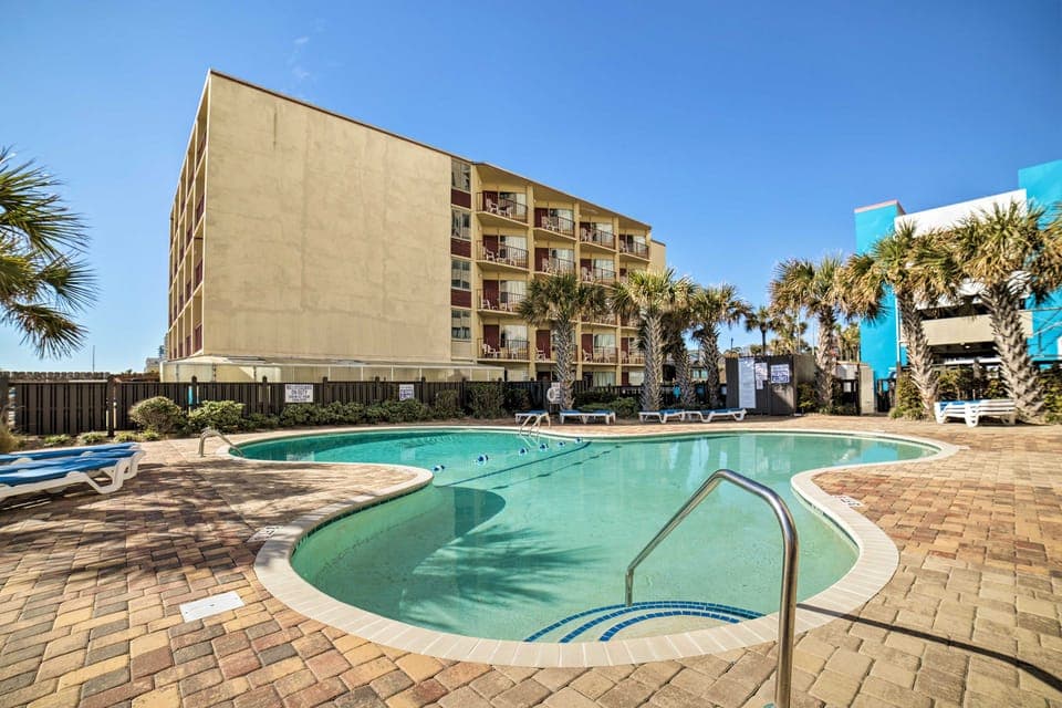 Steps to Sand: Myrtle Beach Gem w/ Oceanfront Pool Apartment in Myrtle Beach