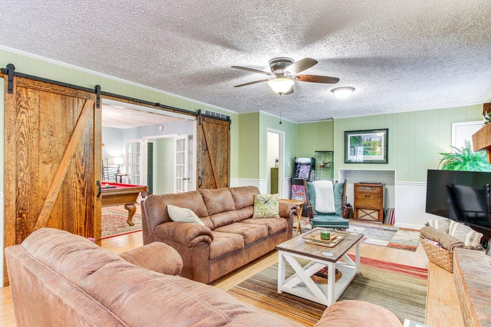 136 Private Acres: Lakefront Aiken County Home! House in South Carolina