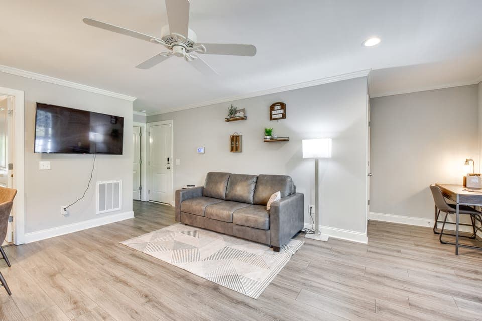 Walk to Main St & River: Downtown Helen Condo Apartment in Helen