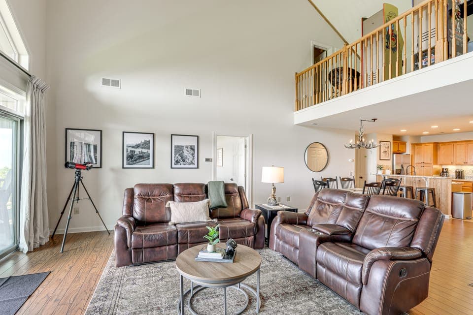 Family Fun in Sugar Mtn! Mountaintop Gem w/ Views Apartment in Sugar Mountain