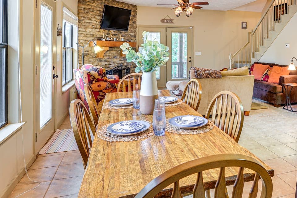Pickwick Lake Cabin w/ Private Marina Access House in Pickwick Lake