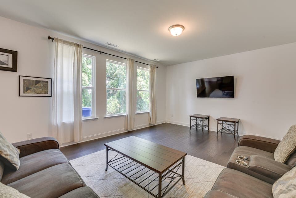 2 Mi to Historic Dtwn Belmont: Family Gem w/ Patio House in Belmont