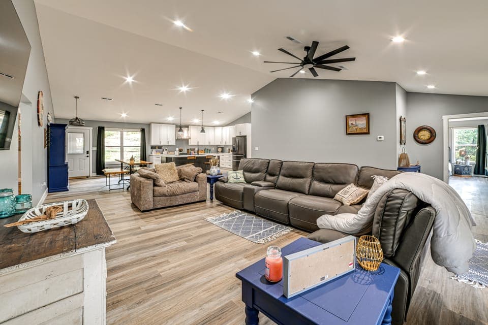 Walk to Lake Barkley! Family Home w/ Outdoor Oasis House in Lake Barkley