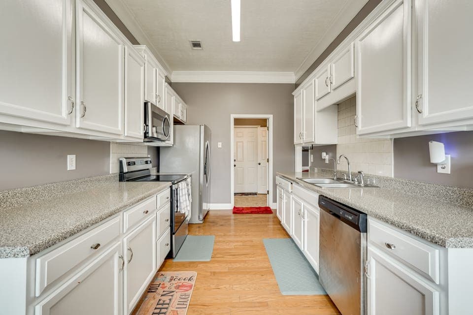 14 Mi to Augusta! Family Home w/ Pet-Friendly Yard House in Augusta