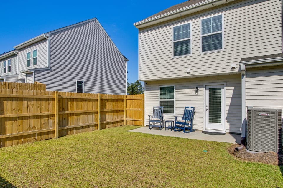 Private Yard: Family Hideaway 9 Mi to Fort Jackson Apartment in Columbia