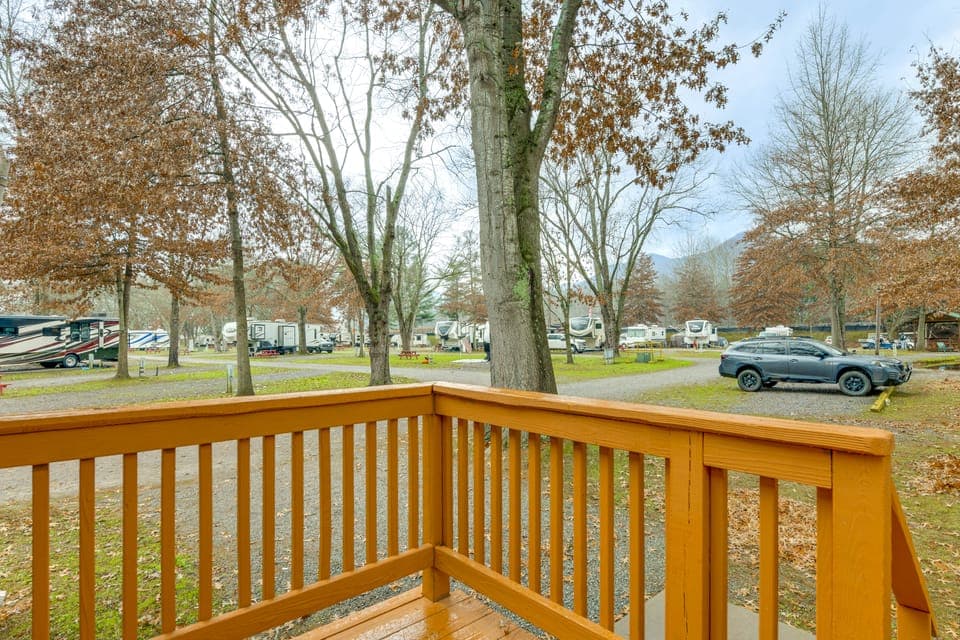 Near Trails & Slopes! Relaxed Waynesville Retreat House in Tennessee