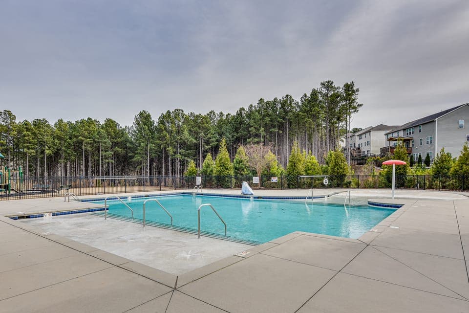 Charlotte Area Home Near Lake Wylie, Pets Welcome! House in Lake Wylie
